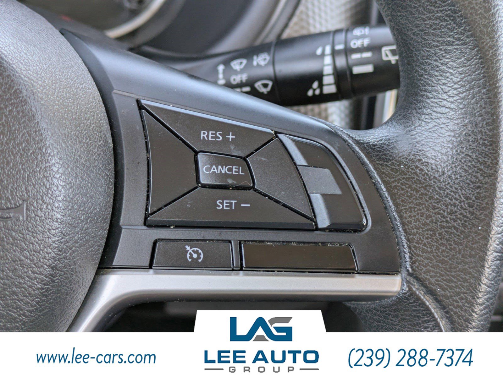 Used 2020 Nissan Kicks S image 19