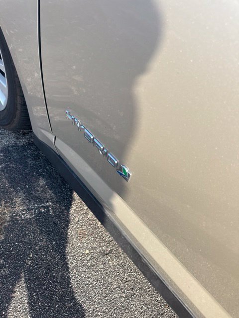Used 2018 Ford C-MAX SE w/ Equipment Group 202A FWD image 13