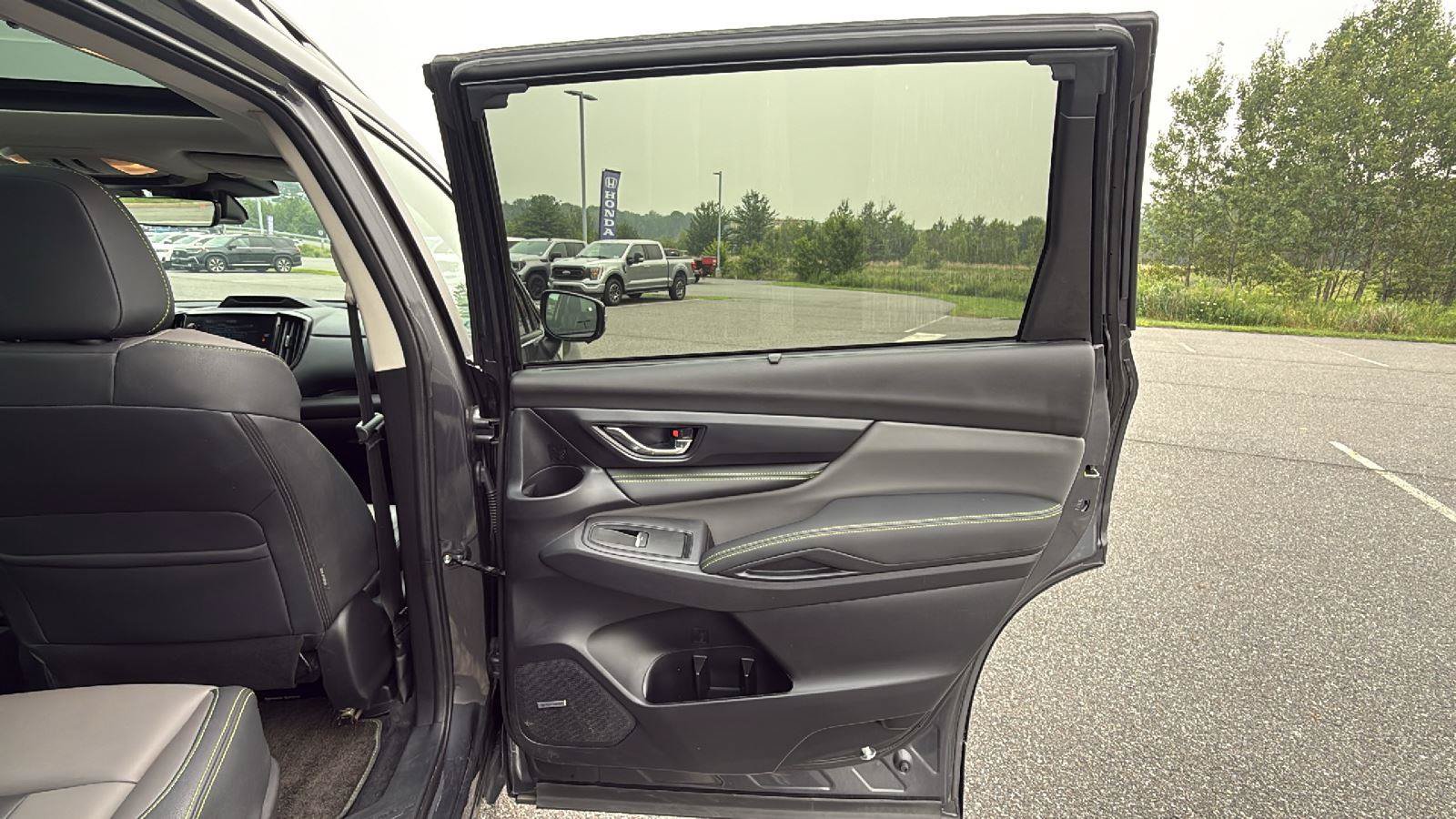 Used 2023 Subaru Ascent Onyx Edition Limited AWD/4WD image 17