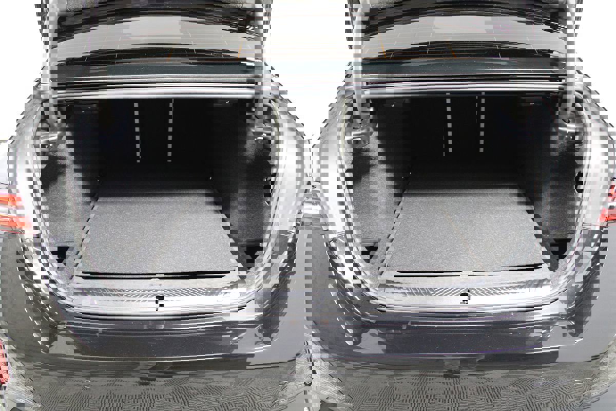 Used 2024 BMW 530i w/ M Sport Package image 38