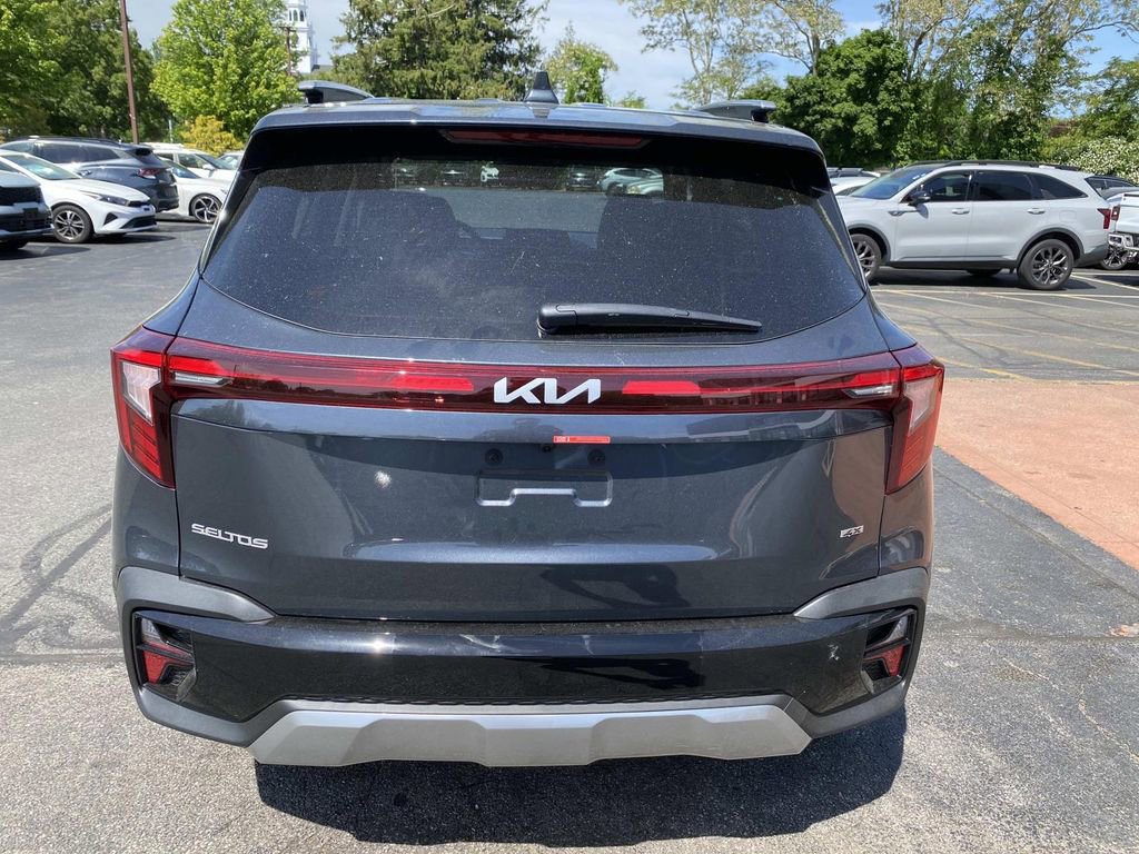 New 2026 Kia Seltos S AWD/4WD image 4
