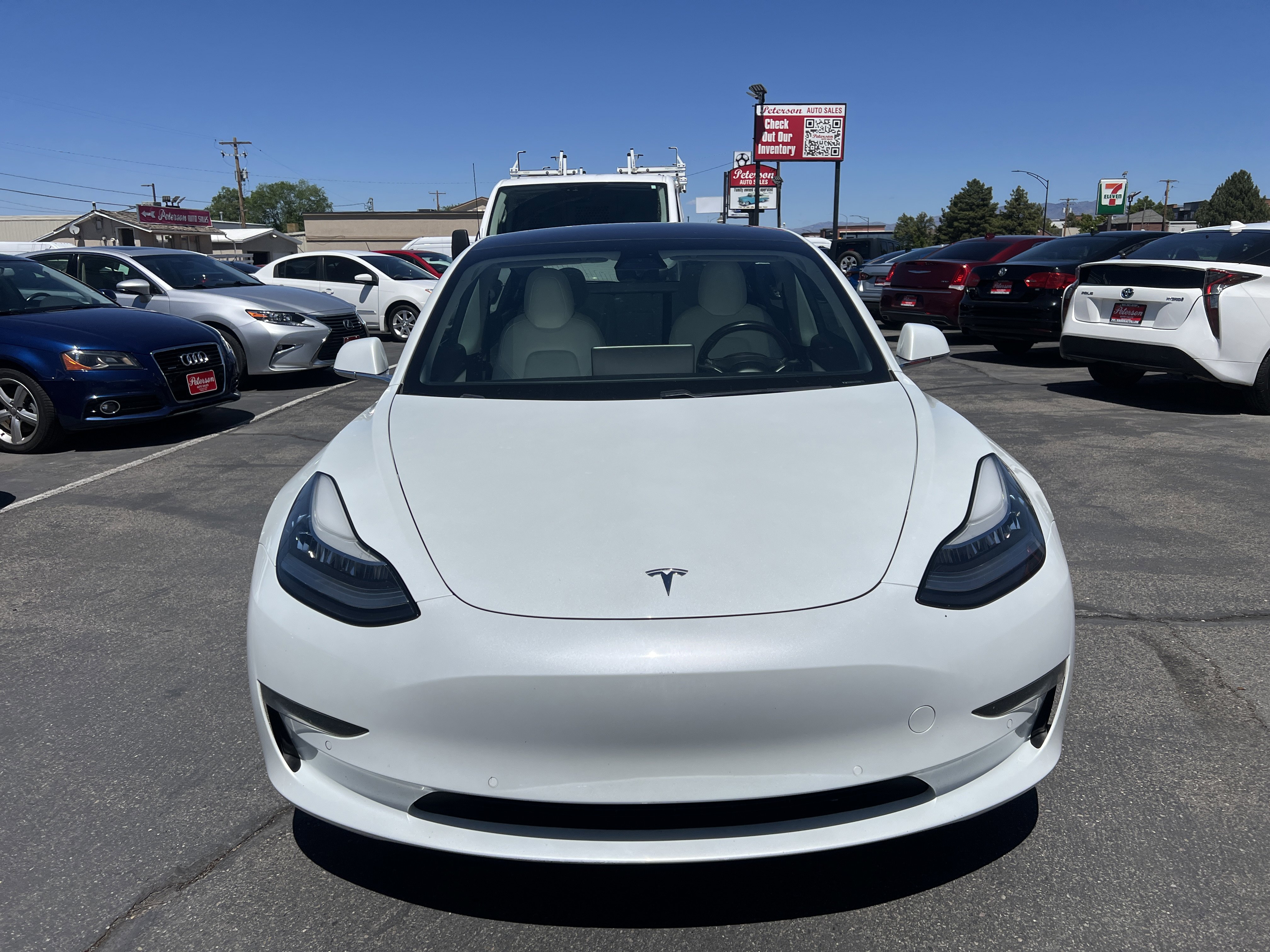 Used 2018 Tesla Model 3 Performance AWD/4WD image 2
