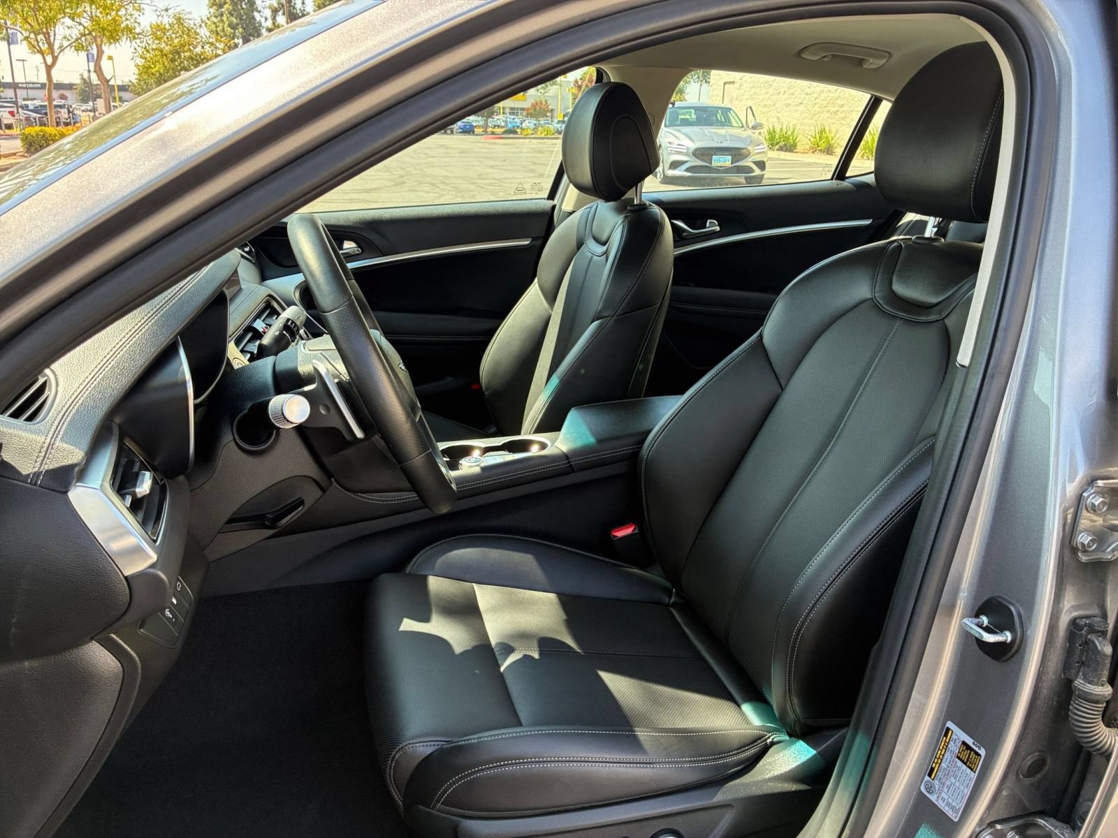 Used 2026 Genesis G70 2.5T RWD image 29