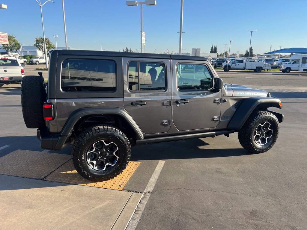 Used 2023 Jeep Wrangler Unlimited Rubicon 4xe w/ Cold Weather Group AWD/4WD image 8