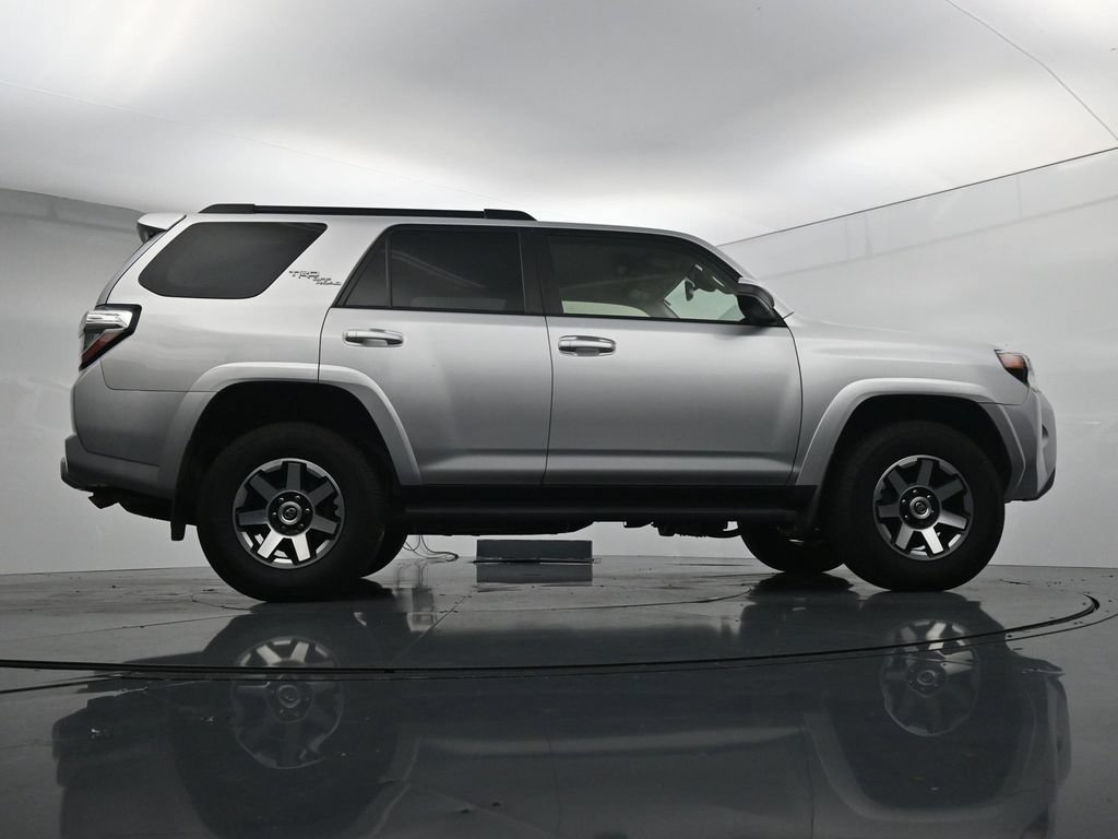 Used 2021 Toyota 4Runner TRD Off-Road AWD/4WD image 38