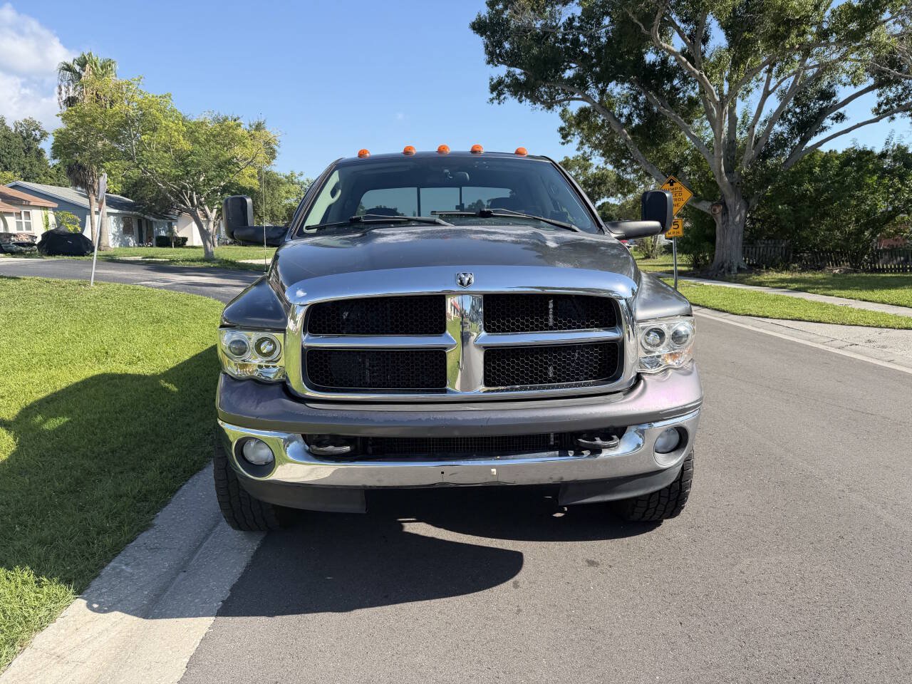 Used 2004 Dodge Ram 3500 Truck SLT w/ Trailer Tow Group AWD/4WD image 9