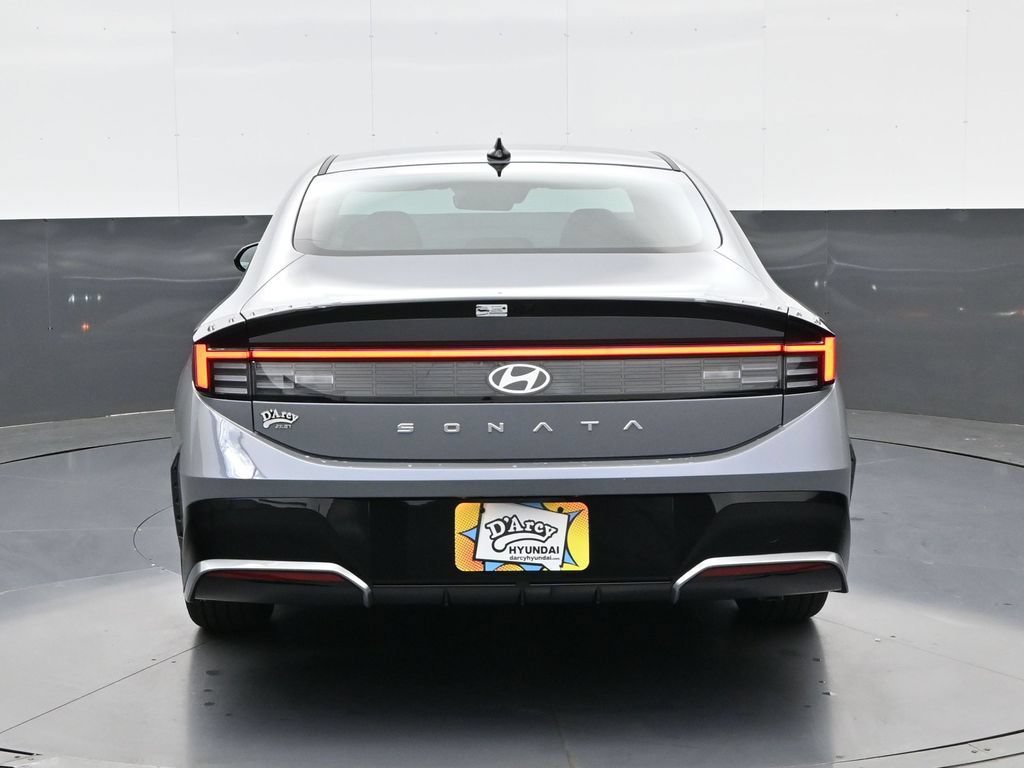 New 2026 Hyundai Sonata SEL FWD image 6