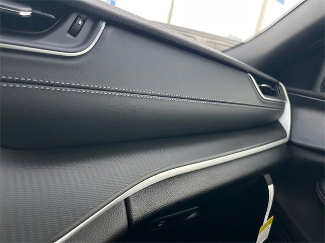 New 2025 Jeep Grand Cherokee L Altitude image 18