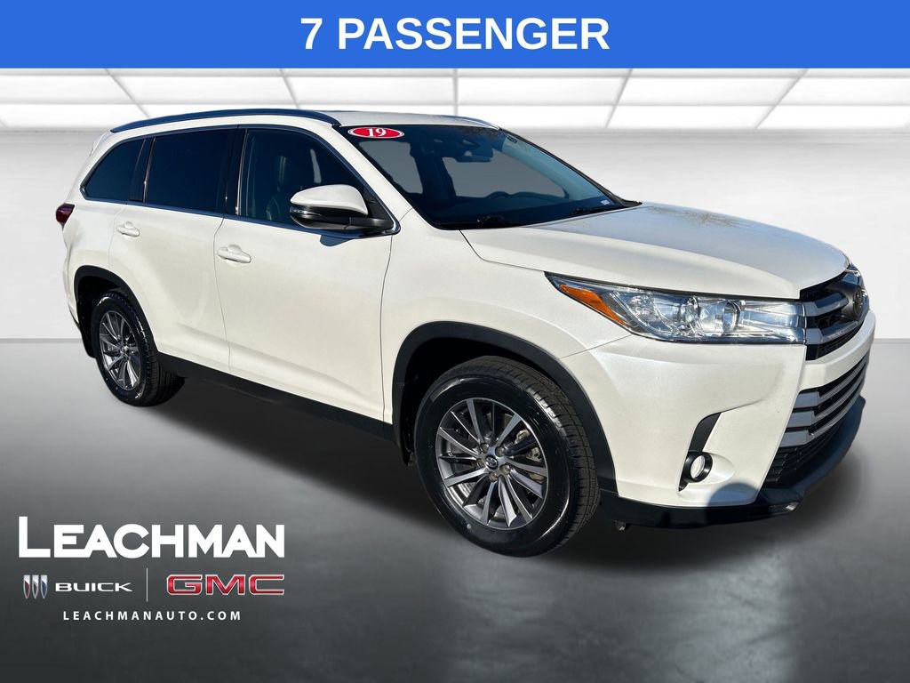 Used 2019 Toyota Highlander XLE