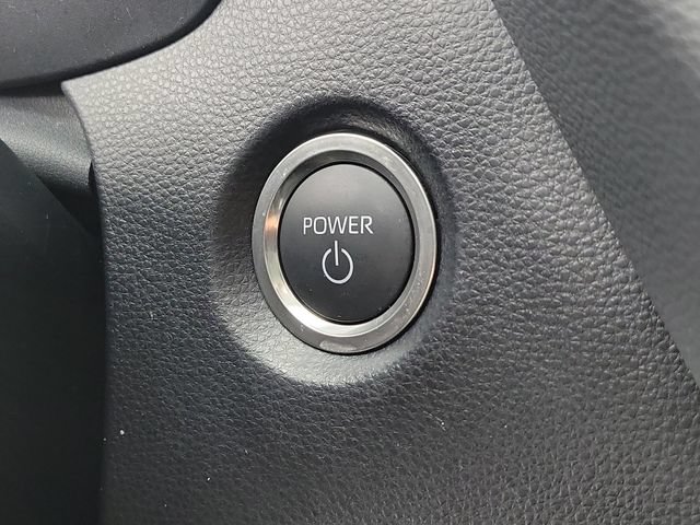 Used 2026 Toyota Corolla XLE FWD image 32