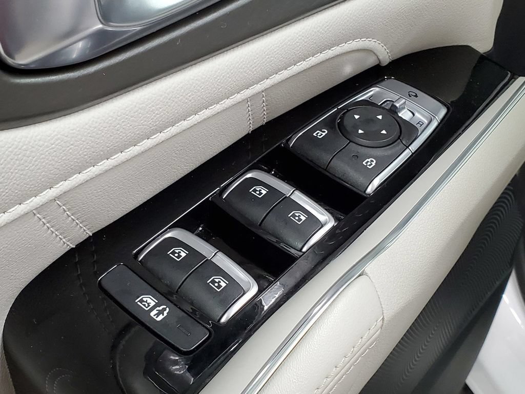 Used 2023 Kia Sorento SX FWD image 30