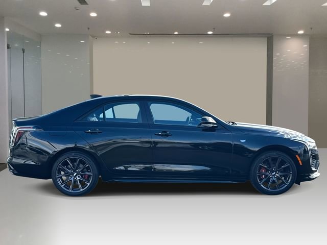 Used 2025 Cadillac CT4 Sport RWD image 5