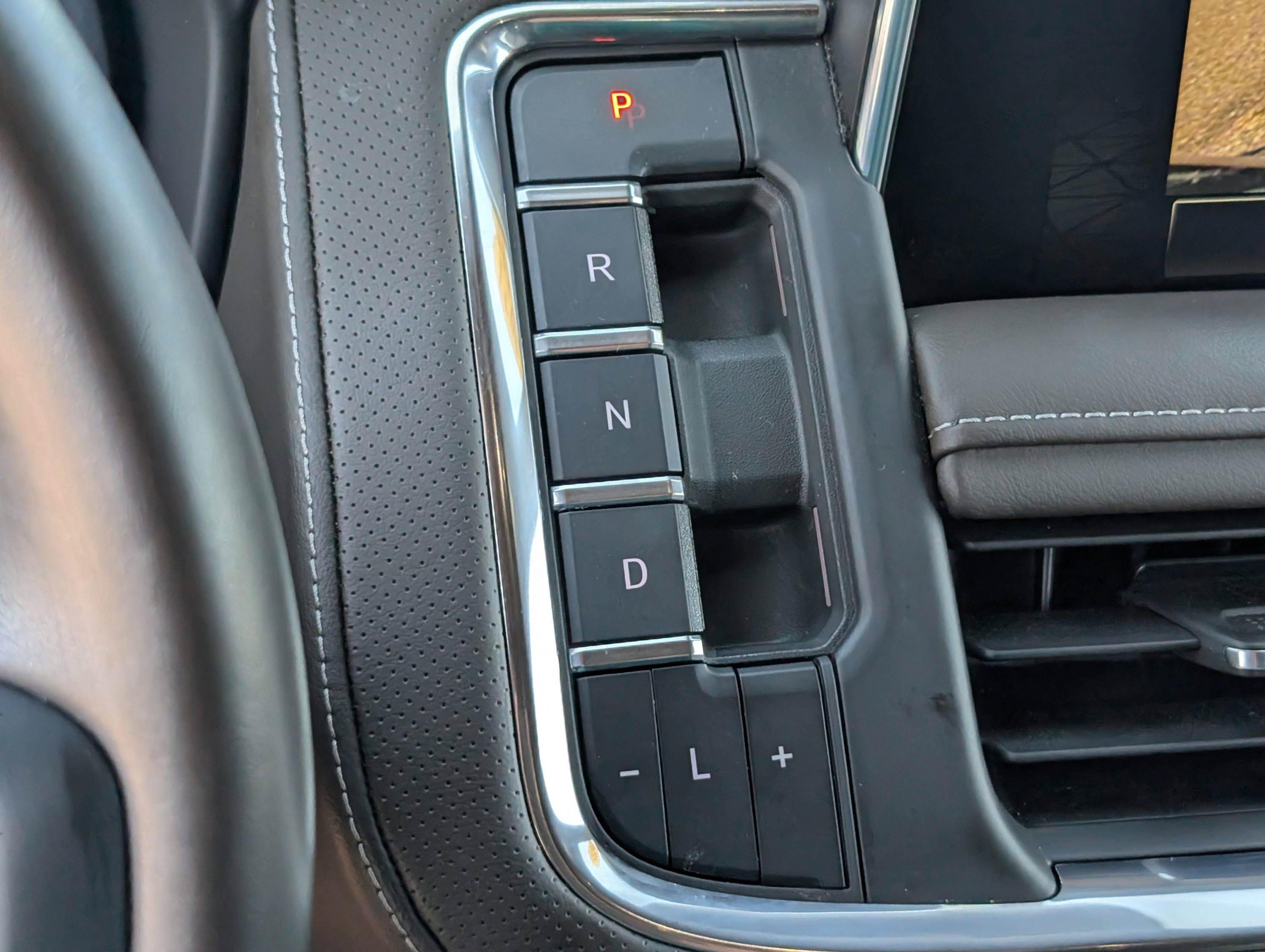 Used 2023 GMC Yukon SLT RWD image 27