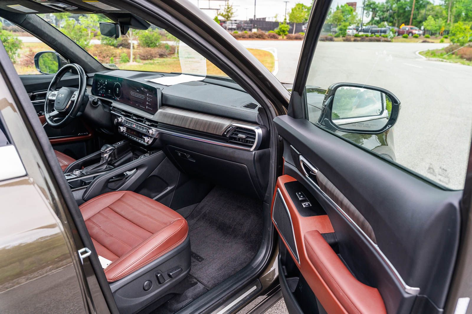 Used 2024 Kia Telluride SX Prestige AWD/4WD image 11