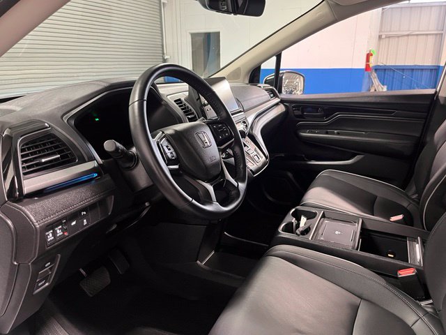 Used 2025 Honda Odyssey Touring image 21