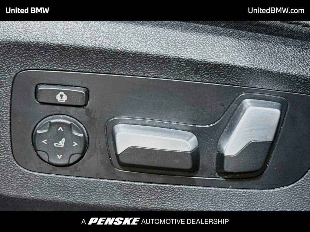 Used 2024 BMW X5 xDrive40i w/ Premium Package AWD/4WD image 4