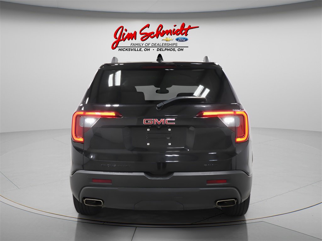 Used 2023 GMC Acadia SLT w/ GMC Pro Grade Package image 5