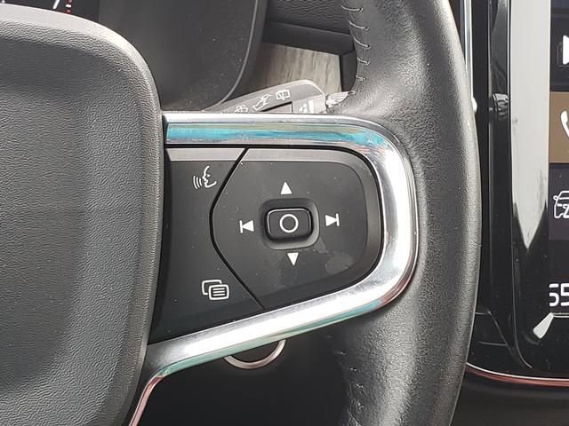 Used 2019 Volvo XC40 T4 Inscription image 27