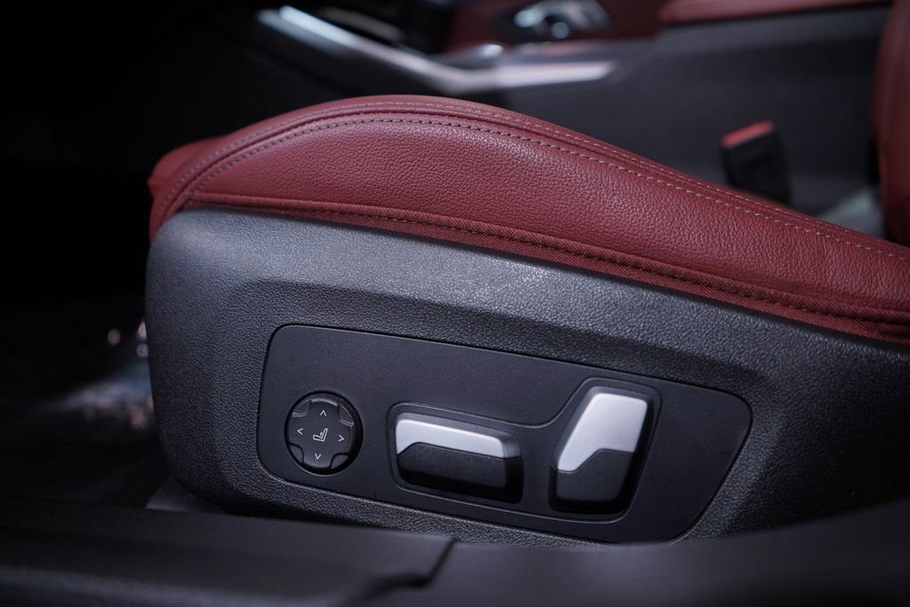 Used 2023 BMW 330e w/ M Sport Package image 18