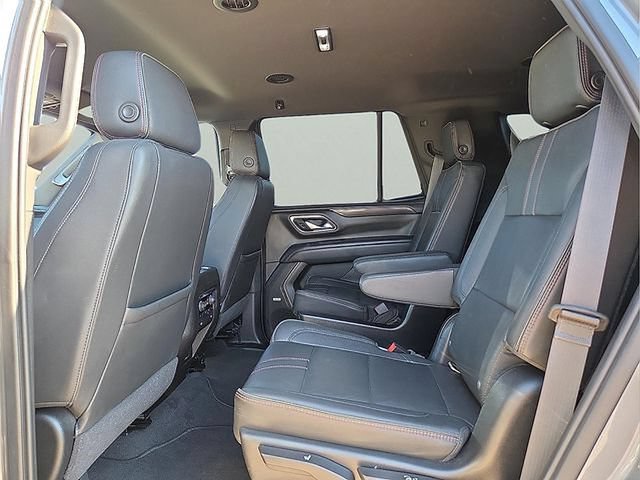 Used 2021 Chevrolet Tahoe RST w/ Luxury Package AWD/4WD image 14