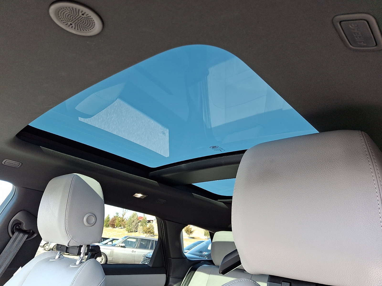 Used 2026 Land Rover Range Rover Evoque S image 14