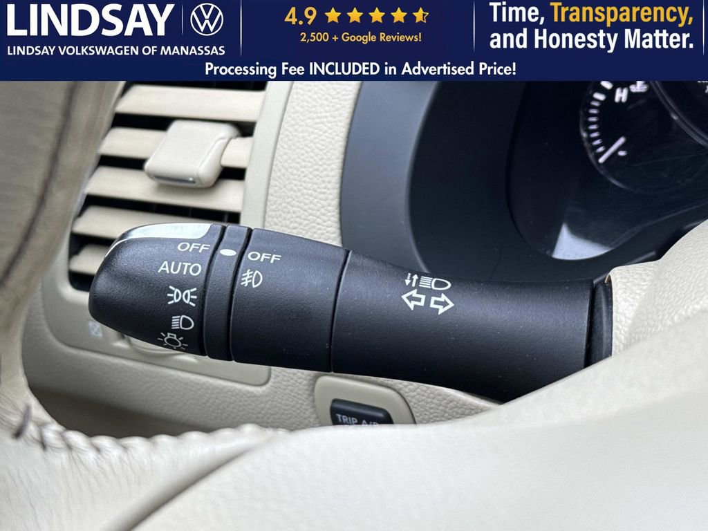 Used 2017 INFINITI QX70 AWD w/ Premium Package image 23