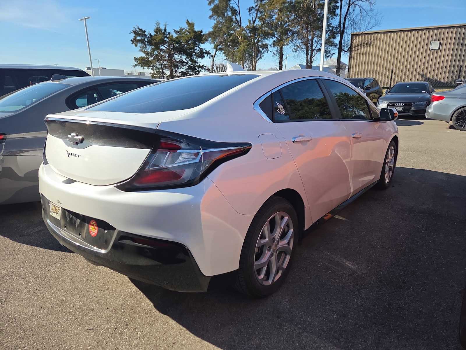 Used 2018 Chevrolet Volt Premier w/ Driver Confidence Package image 4