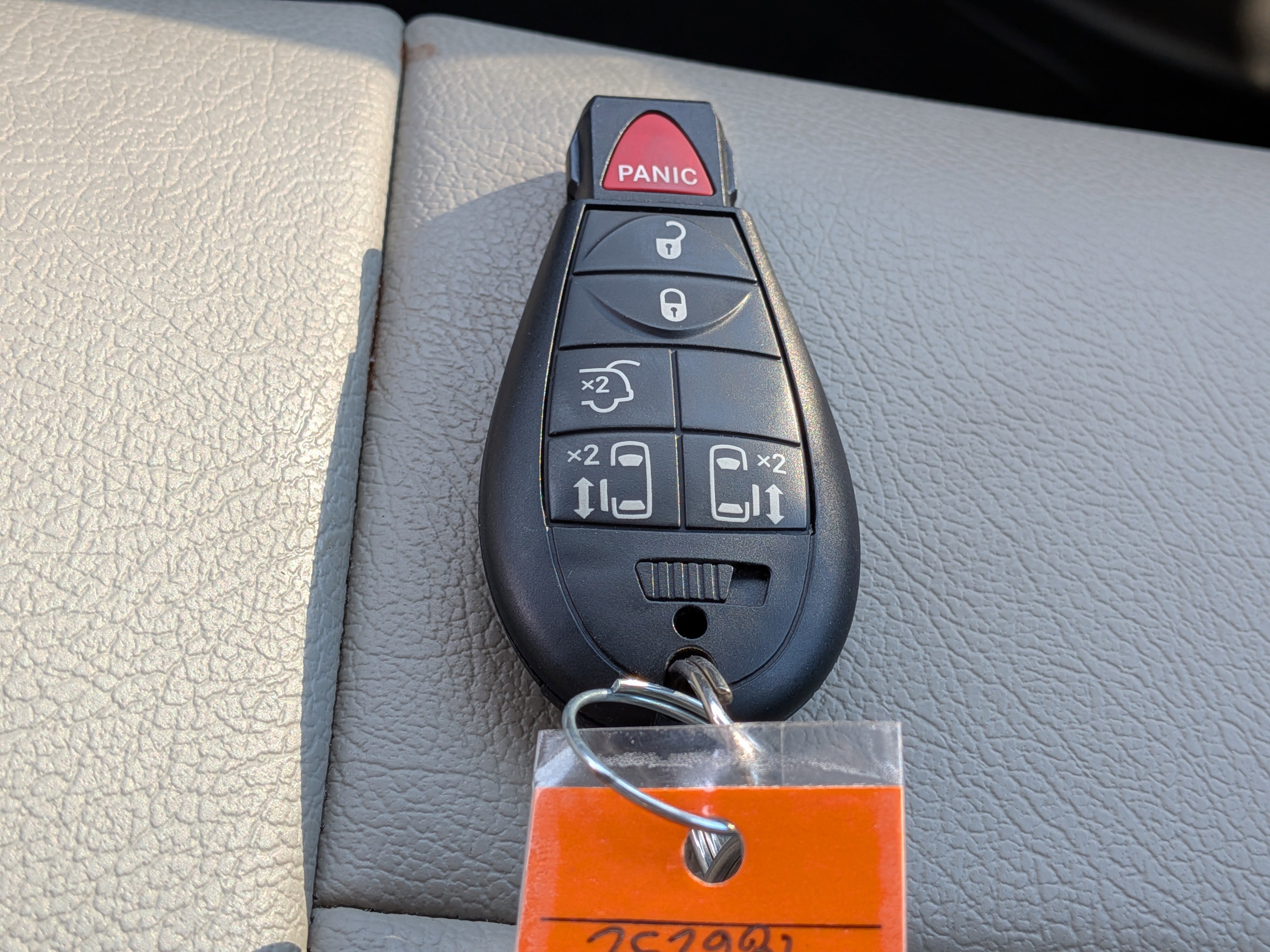 Used 2019 Dodge Grand Caravan SE w/ Power Convenience Group I FWD image 32