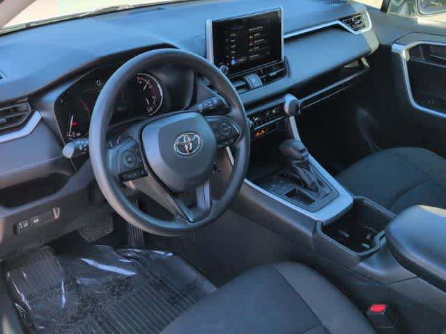 Used 2023 Toyota RAV4 LE FWD image 10