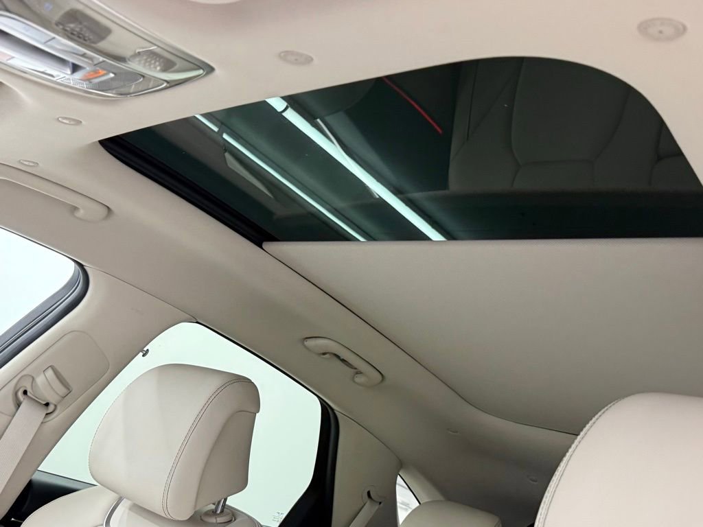 Used 2026 Genesis GV70 2.5T Advanced image 21