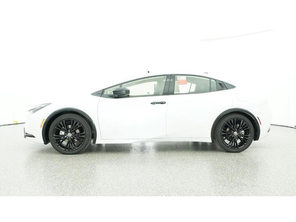 Used 2026 Toyota Prius Plug-In Hybrid FWD image 19