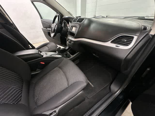 Used 2016 Dodge Journey SXT AWD/4WD image 19