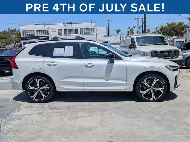 Certified 2023 Volvo XC60 B6 Ultimate w/ Protection Package Premier AWD/4WD image 2