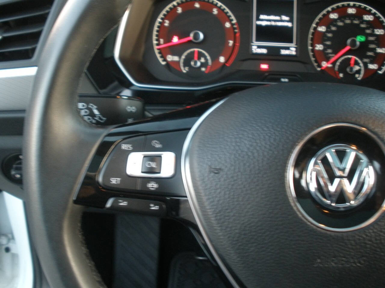 Used 2019 Volkswagen Jetta SE image 35