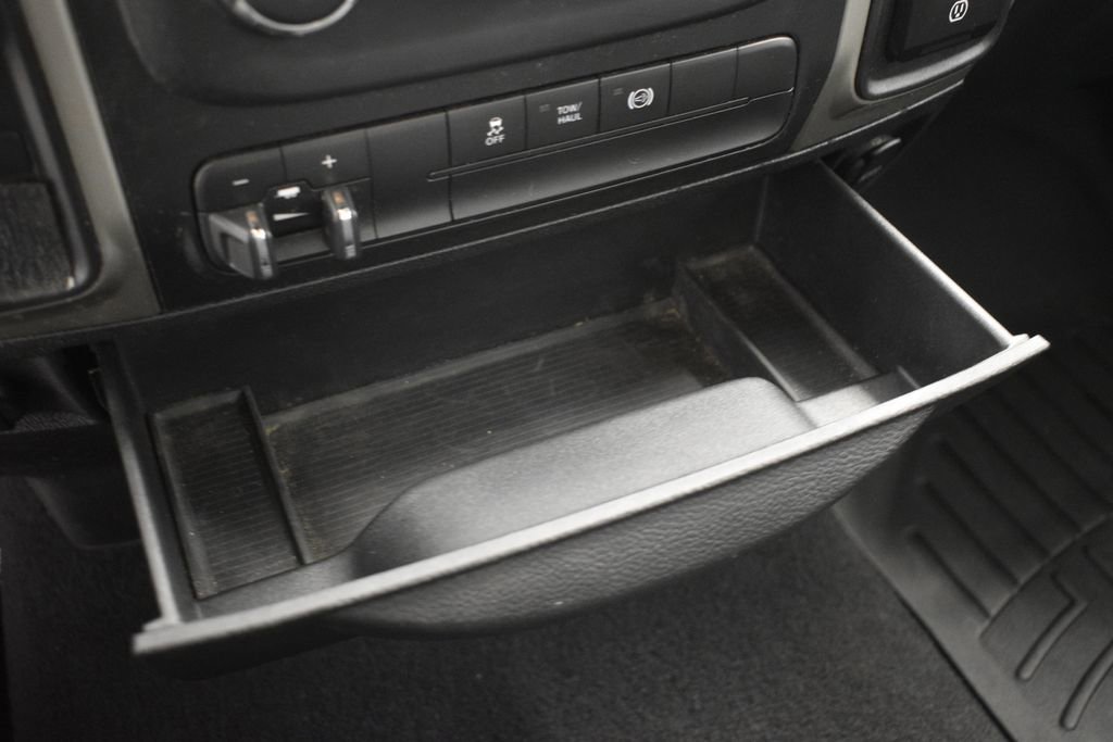 Used 2014 RAM 2500 SLT w/ Popular Equipment Group image 35