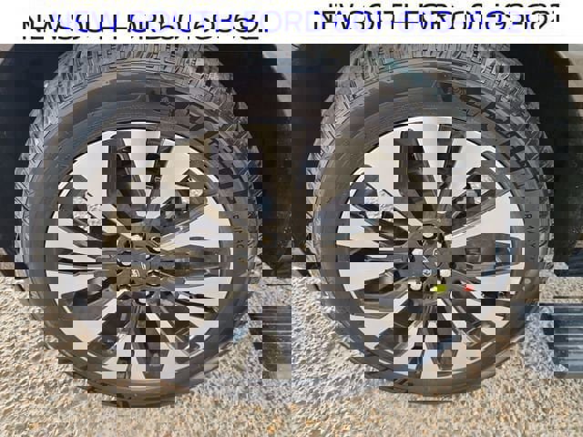 New 2026 Ford Expedition Platinum image 32