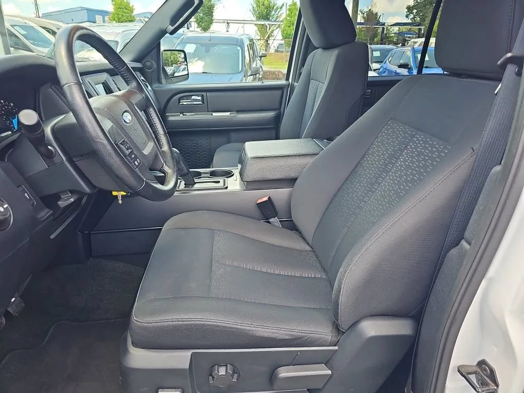 Used 2016 Ford Expedition EL XL w/ Equipment Group 101A AWD/4WD image 17