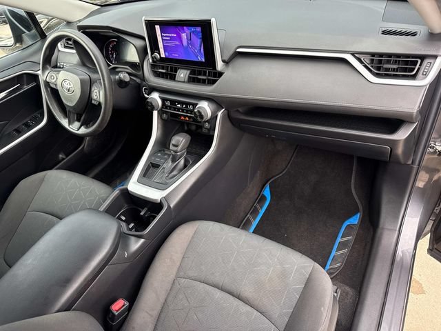 Used 2023 Toyota RAV4 XLE FWD image 16