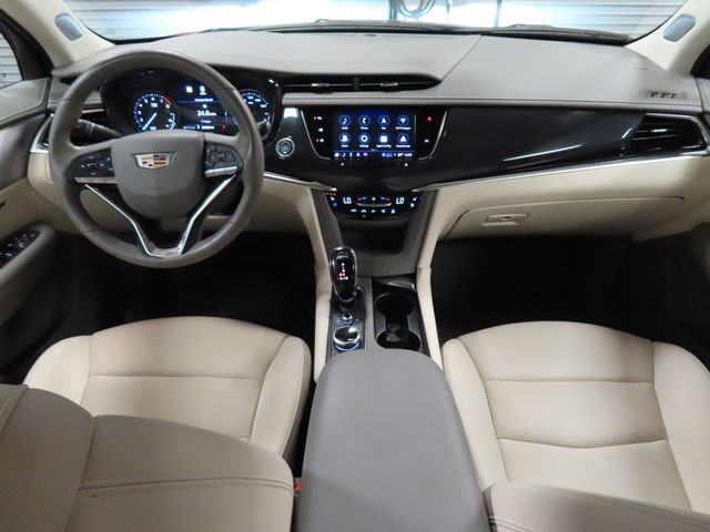 Certified 2024 Cadillac XT6 Premium Luxury w/ Technology Package FWD image 34