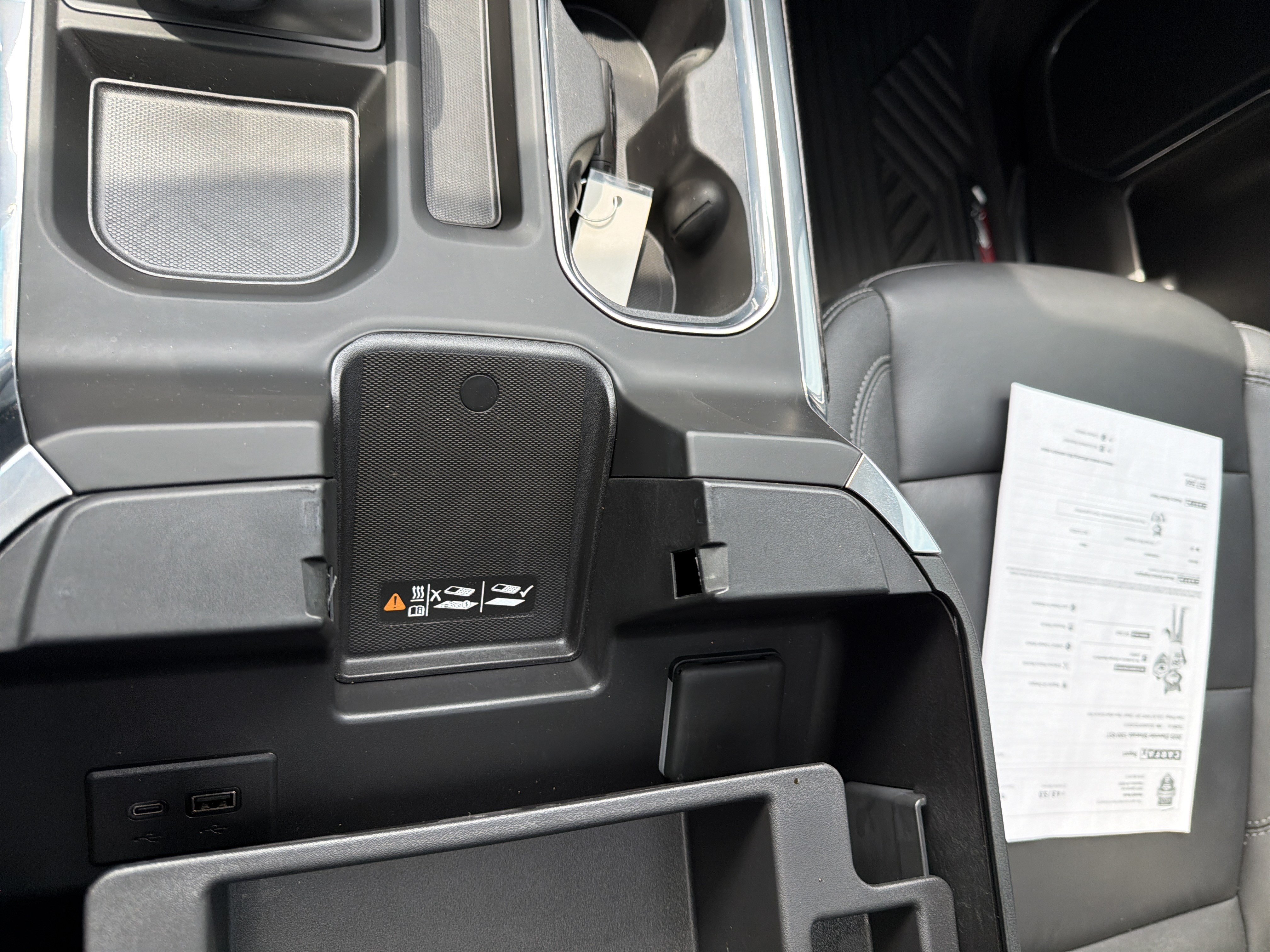 Used 2025 Chevrolet Silverado 1500 RST AWD/4WD image 44