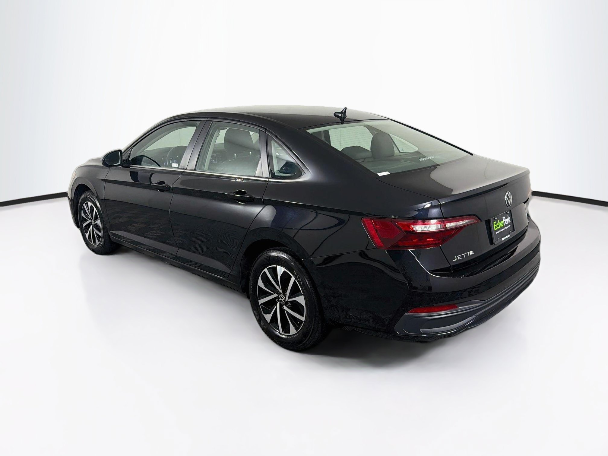 Used 2024 Volkswagen Jetta S FWD image 5