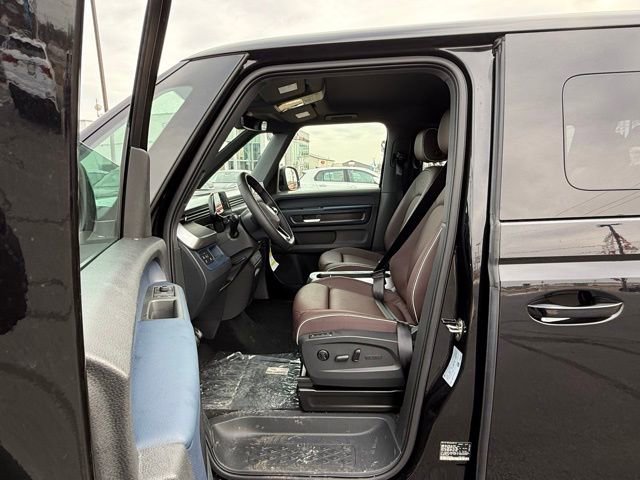 New 2025 Volkswagen ID. Buzz Pro S RWD image 13
