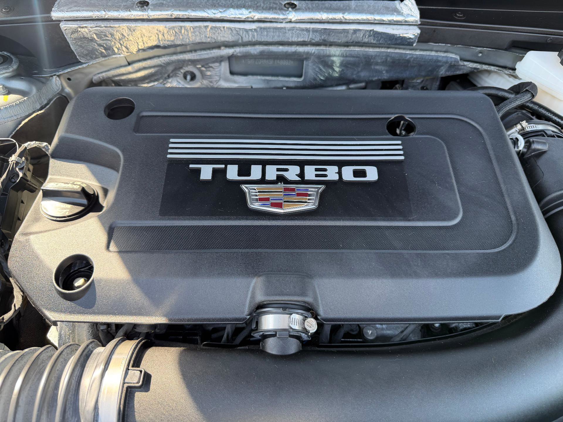 Certified 2025 Cadillac XT4 Premium Luxury w/ Cold Weather Package image 40