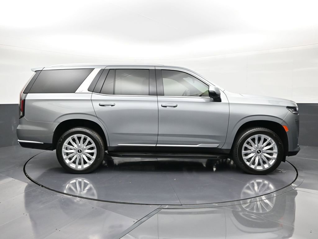 Certified 2024 Cadillac Escalade Luxury RWD image 6