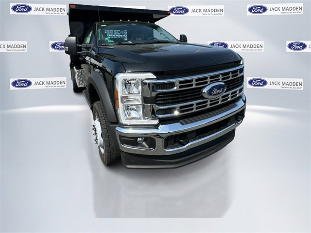 New 2025 Ford F550 4x4 Regular Cab Super Duty image 1
