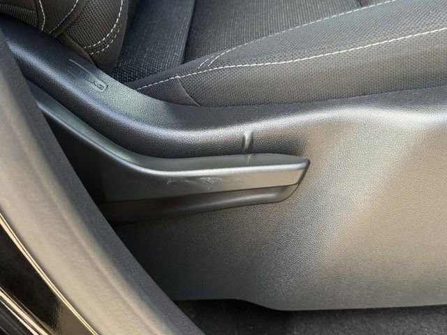 Used 2024 Chevrolet Traverse LS FWD image 30