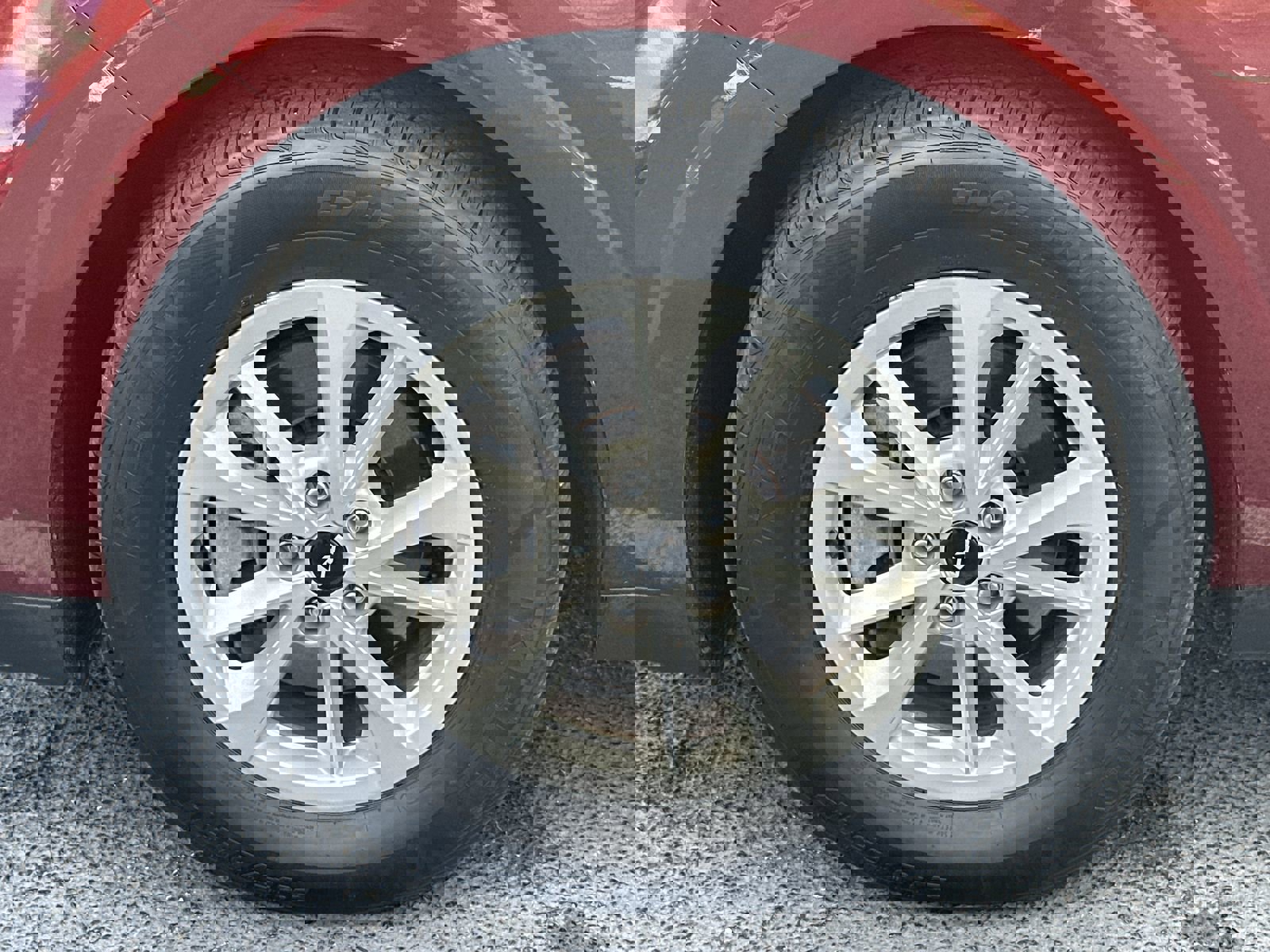 Used 2024 Kia Carnival LX image 13