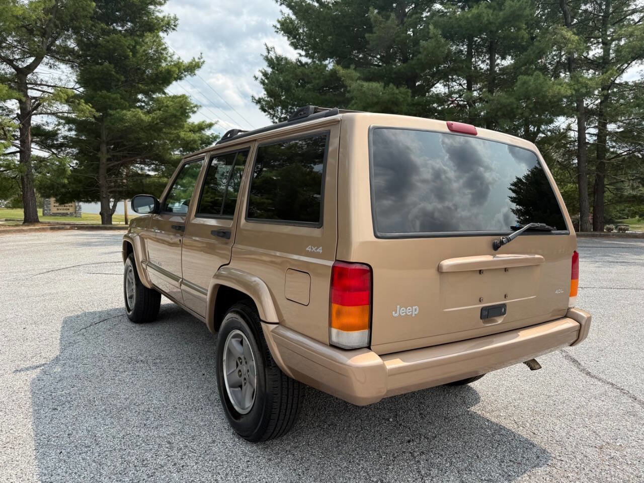 Used 1999 Jeep Cherokee Classic image 21