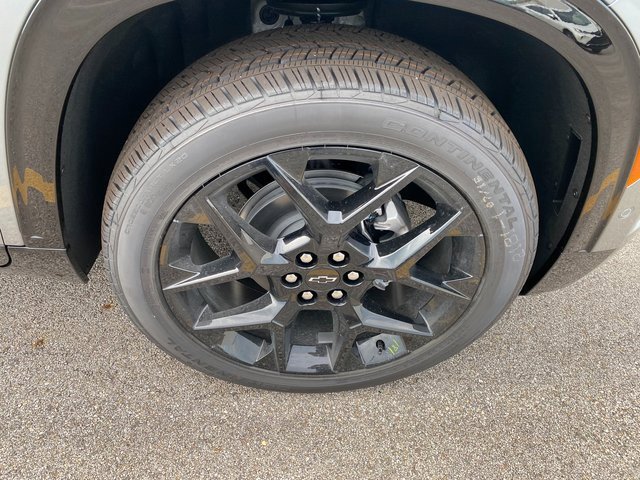 New 2026 Chevrolet Traverse RS w/ LPO, Floor Liner Package image 13