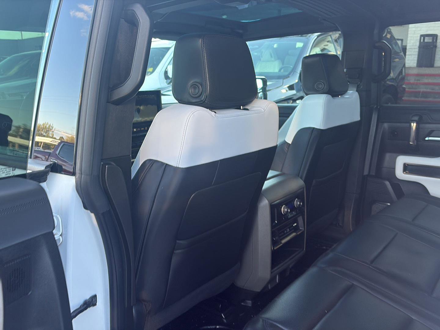 Used 2024 GMC Hummer EV 3X image 38